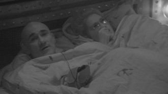 Ayrton diz que gosta de brother e Ana Clara o chama de 'trouxa'