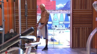 Ayrton lembra do Big Fone: 'Essa semana vai tocar'