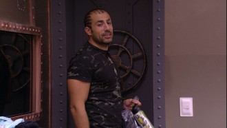 Ayrton pede a Kaysar: 'Imagina a gente junto na Final'