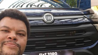 BBB20 - Empresa anuncia que dará modelo oficial do reality para Babu Santana