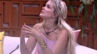BBB20 - Família de Marcela pede desculpas por declarações da sister no reality