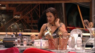 Carolina especula sobre Castigo do Monstro: 'Que medo'