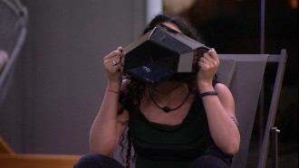 Elana afirma: 'Todos devem experimentar a língua do italiano'
