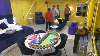 Alberto Cowboy inaugura Quarto do Líder do BBB 26