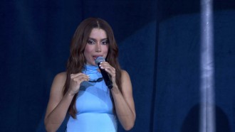 Após show, Anitta volta para casa do BBB 26 como Larissa: 'Ficar aqui curtindo'