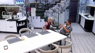 Babu Santana aconselha Juliano Floss: 'Não precisava'