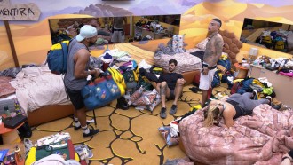 Ricardo briga com aliados, faz as malas e deixa Quarto Deserto no BBB 23