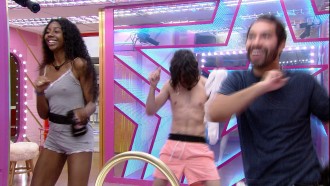 Brothers cantam e dançam no BBB21: 'Eu sou Top 4'