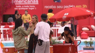 Brothers do BBB21 comemoram pool party