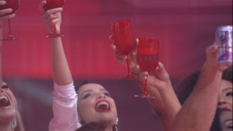 Brothers fazem brinde durante Festa Americanas no BBB21