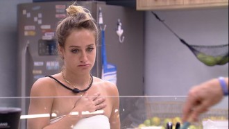 Bruna Griphao sobre perda de estalecas: 'Ninguém me acordou'