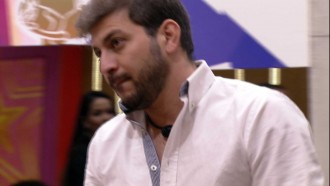 Caio é o 11º eliminado do BBB21, com 70,22% dos votos