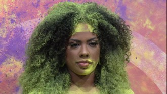 Cezar acusa Marvvila de traição e sister rebate: 'Arregão'