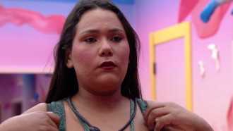 Chaiany chora após comentários sobre camas no BBB 26