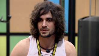 Fiuk defende Thaís no BBB21: 'Virou modinha jogar tudo para ela'