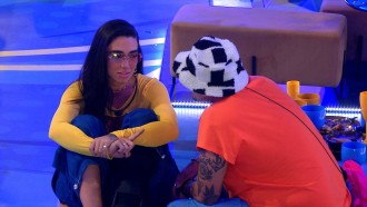 Giovanna e MC Bin Laden dão selinho no BBB 24