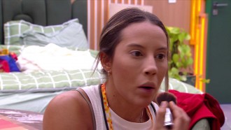 Líder Renata treina discurso para indicar sister ao Paredão