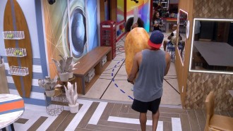 Marvvila e Ricardo cumprem o primeiro  Castigo do Monstro