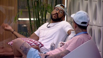 No BBB 23, Ricardo comenta chateação de Cezar: 'É de cristal?'