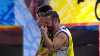 No Top 5, Diego Hypolito cai no choro com Vitória Strada, e atriz reflete: 'Não estou entendendo lé com cré'