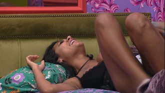 Pocah canta no Quarto Colorido do BBB21