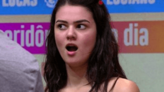 BBB22: Eslovênia recebe torpedo anônimo e fica constrangida