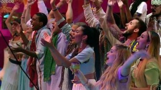 No país das telenovelas, 'BBB' nada de braçada