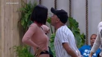 Gabi Prado e Rafael Ilha se encaram em briga e peoa dispara: 