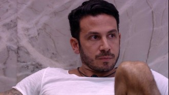 Gustavo reclama de Hana: 'Está consumindo a minha energia'