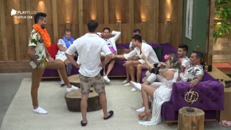 Peões levam nova punição e ficarão 24 horas sem água encanada