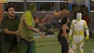 Produção tenta separar treta após Bin tentar agredir Davi e derrubar Buda