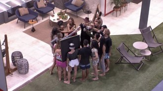 Resumo BBB: Noite tem cinema, visita especial e DR no Castigo do Monstro