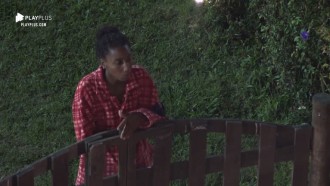 Sabrina aconselha Lucas a não se apoiar em um relacionamento