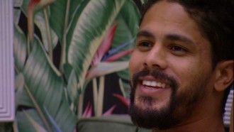 Viegas afirma: 'Gosto de todo mundo, mas penso estrategicamente'