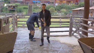 Vinny Vieira começa o dia cantando hit de Fernando e Sorocaba