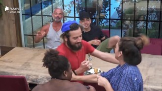 Almoço é animado na sede - A Fazenda 12