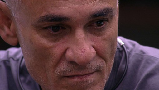 Ayrton pede opinião de Ana Clara e ouve: 'Sempre acho que a gente vai sair'