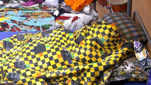 Lucas e Eslovênia movimentam edredom no BBB 22