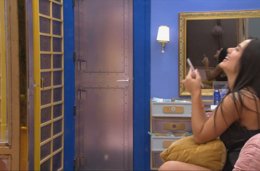 Chaiany canta 'fofoqueira' para sister próxima ao Quarto Sonho da Eternidade