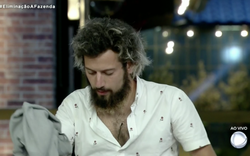A Fazenda 2020: Cartolouco é o quarto eliminado com 24,90%