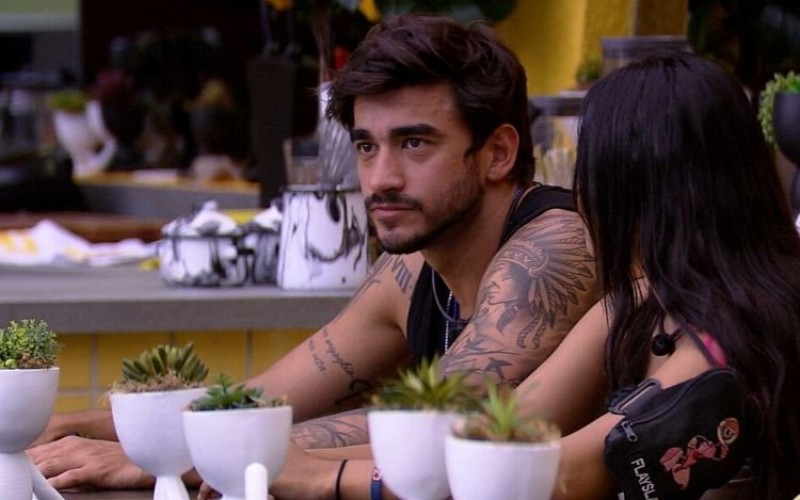 BBB20 - Após pegar Pyong falando mal dele, Guilherme se revolta