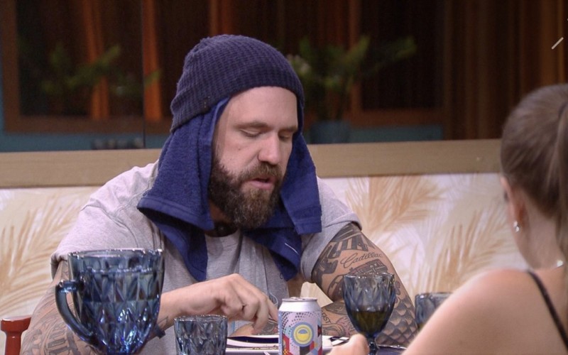 Caruso e Patrícia afirmam que vão votar em Gleici no Paredão