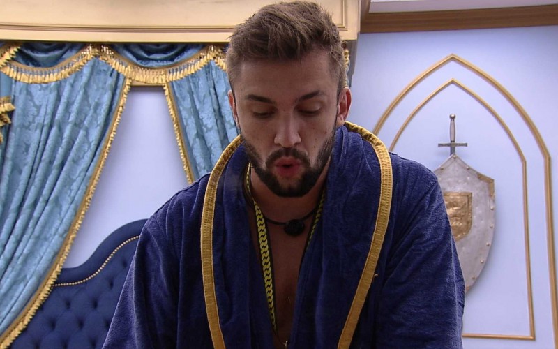 Arthur comemora Almoço do Líder no BBB21