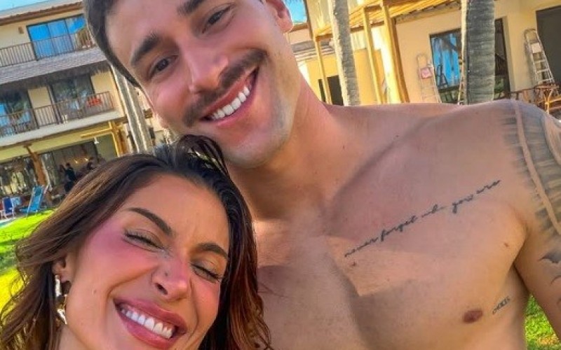 Bianca Andrade troca elogios com modelo Helcio Feijó: 