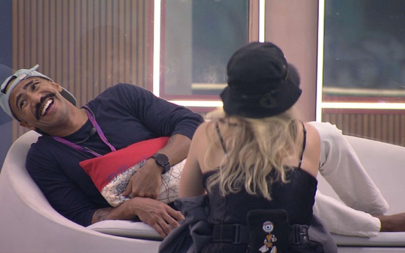 Brothers brincam com Poder Curinga de Ricardo: 