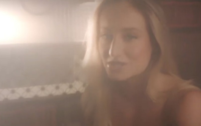 Bruna Griphao lança teaser do clipe 