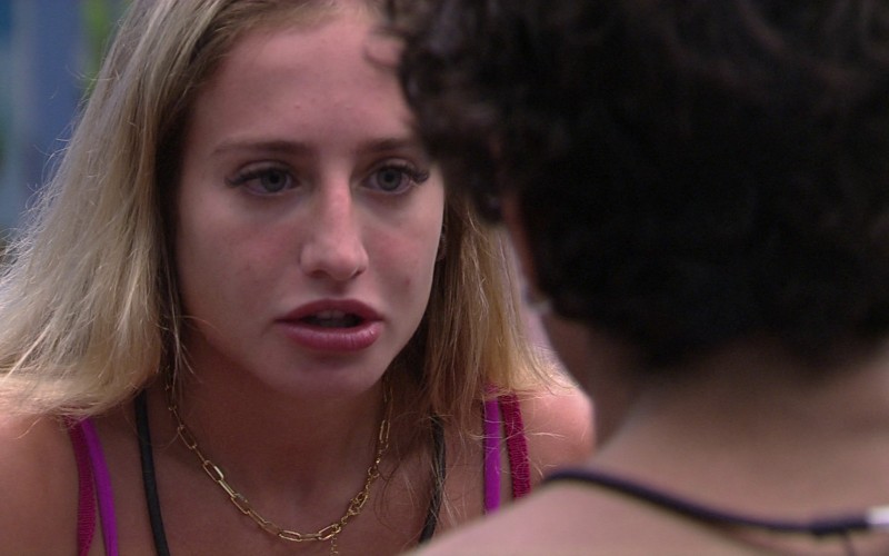 Bruna Griphao relembra papo com o pai sobre bissexualidade