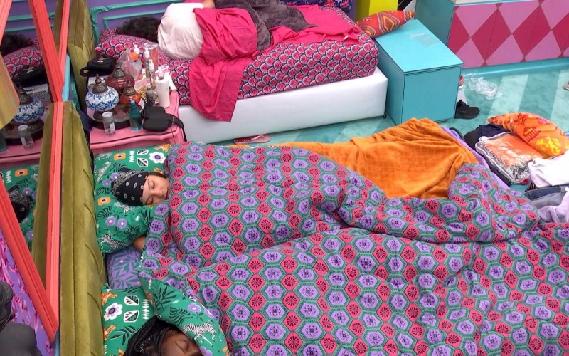 Em dia de Prova do Líder, brothers descansam no BBB21