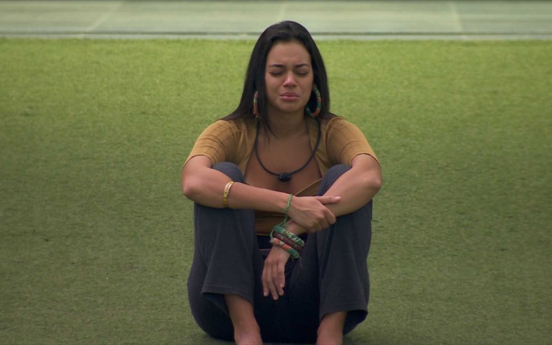Emparedadas, Isabelle e Alane choram sozinhas no BBB 24