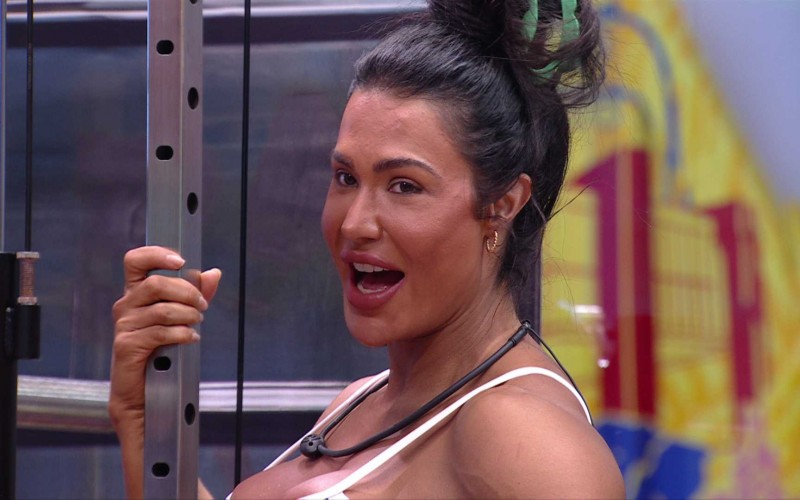 Gracyanne Barbosa lembra começo no Tchakabum: 